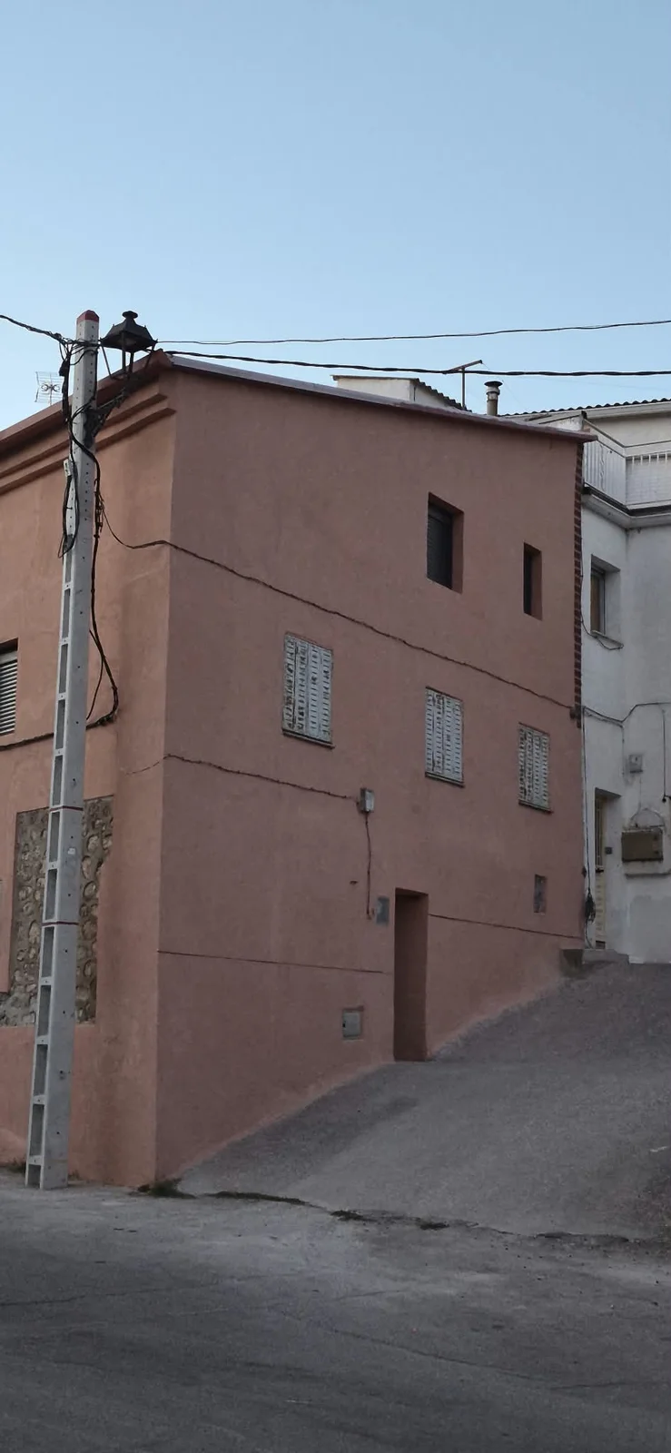 Fachada de vivienda · CM2 Obras y Construcciones
