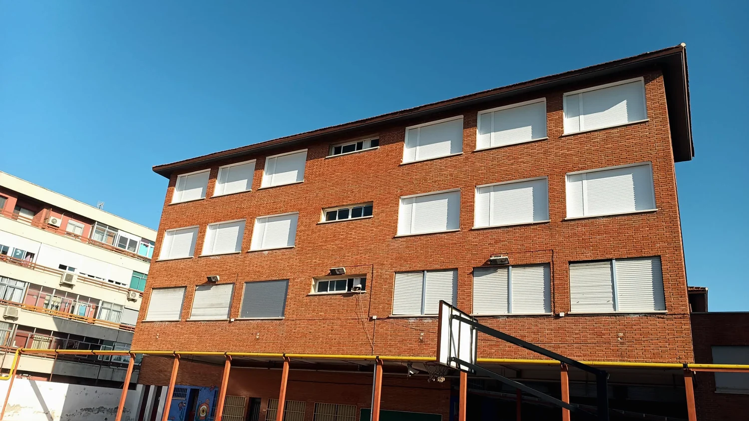 Fachada al patio · CM2 Obras y Construcciones